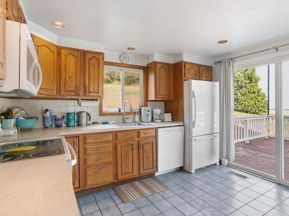 53 Hilltop Drive, Fairfield CT 06890