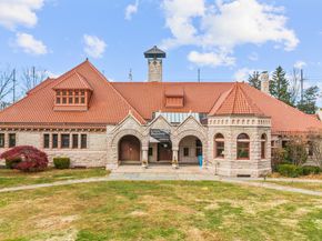 53 Hilltop Drive, Fairfield CT 06890