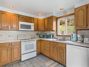 53 Hilltop Drive, Fairfield CT 06890