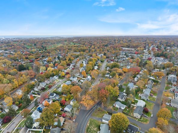 526 Wilson Street, Fairfield CT 06825