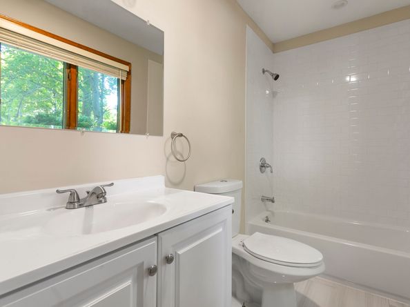 142 Chatham Terrace, Bridgeport CT 06606