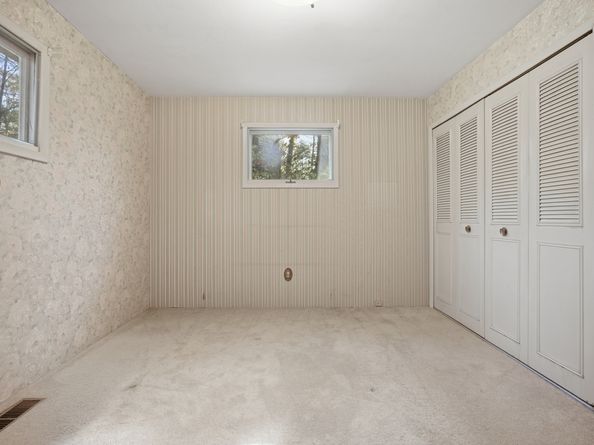 27 Carol Street, Danbury CT 06810