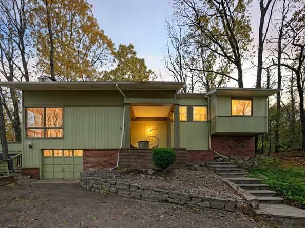 27 Carol Street, Danbury CT 06810