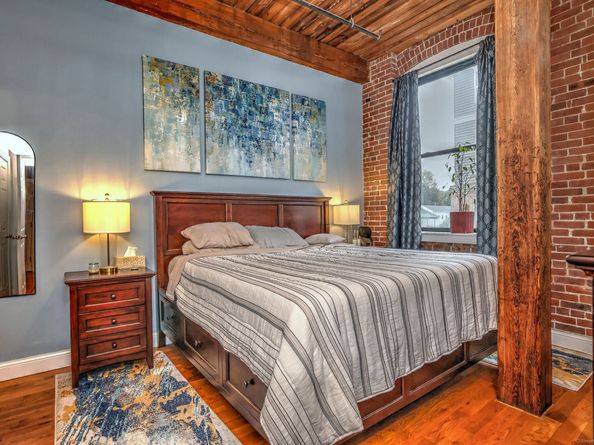 145 Canal Street 203, Shelton CT 06484