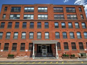 145 Canal Street 203, Shelton CT 06484