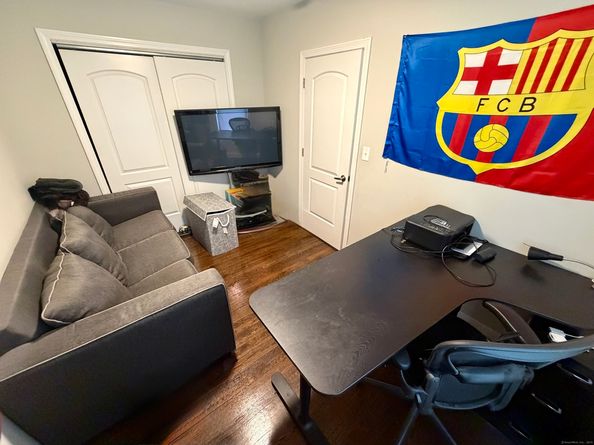 26 Grove Street, Trumbull CT 06611