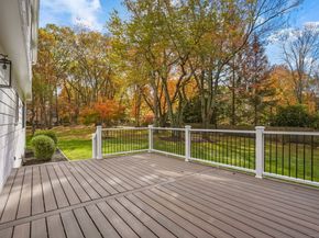 4 Trails End Road, Weston CT 06883