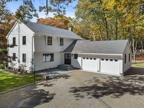 4 Trails End Road, Weston CT 06883