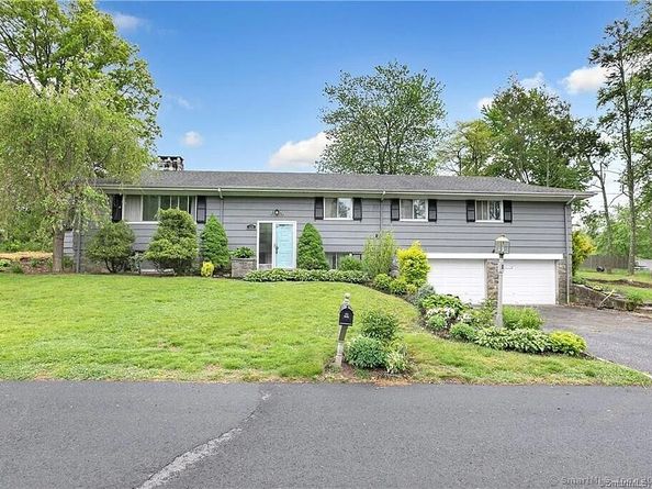 175 Twin Oaks Terrace, Stratford CT 06614