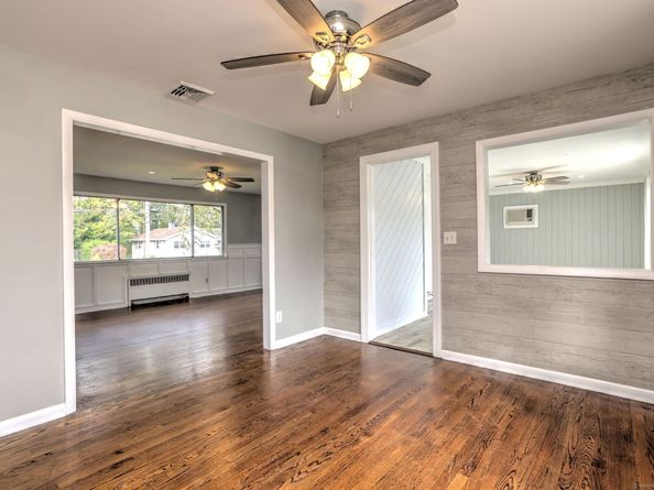 175 Twin Oaks Terrace, Stratford CT 06614
