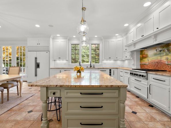 342 Midlock Road, Fairfield CT 06824