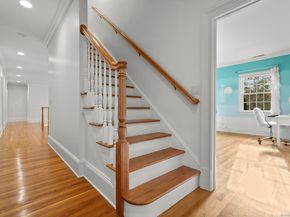 342 Midlock Road, Fairfield CT 06824