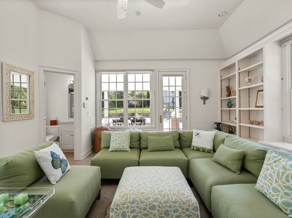 342 Midlock Road, Fairfield CT 06824