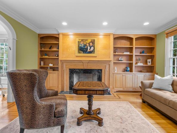 342 Midlock Road, Fairfield CT 06824