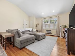 47 Valley Road B3, Greenwich CT 06807