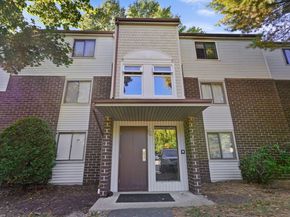 7 Padanaram Road I193, Danbury CT 06811