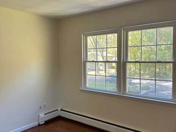 80 Woodlawn Road, Monroe CT 06468