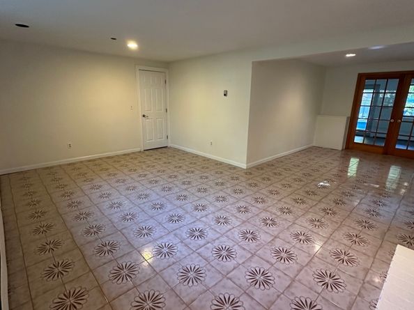 80 Woodlawn Road, Monroe CT 06468