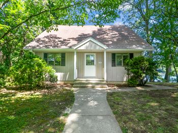 142 Chatham Terrace