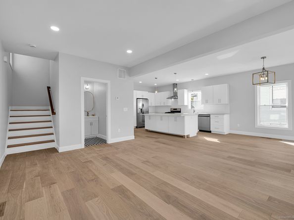 197 Vesper Street, Fairfield CT 06825