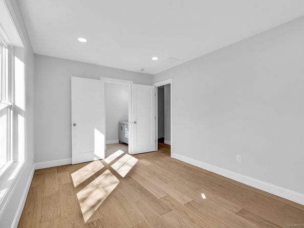 183 Vesper Street, Fairfield CT 06825