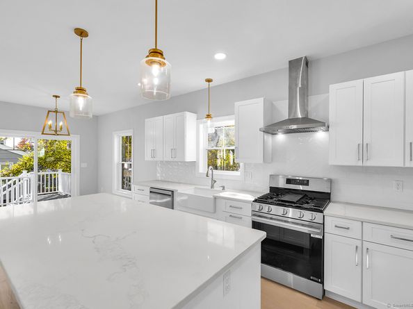 183 Vesper Street, Fairfield CT 06825