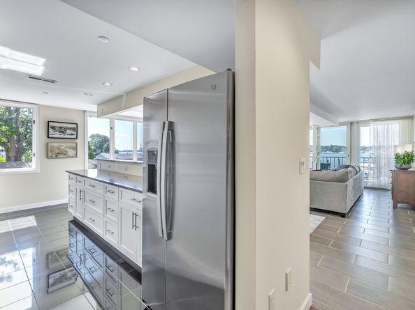 26 Cove Avenue 2D, Norwalk CT 06855