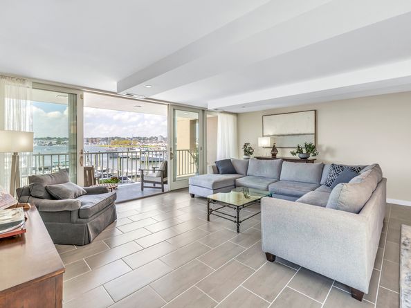 26 Cove Avenue 2D, Norwalk CT 06855