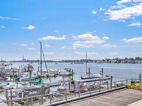 26 Cove Avenue 2D, Norwalk CT 06855