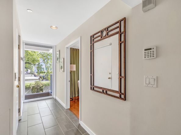 26 Cove Avenue 2D, Norwalk CT 06855