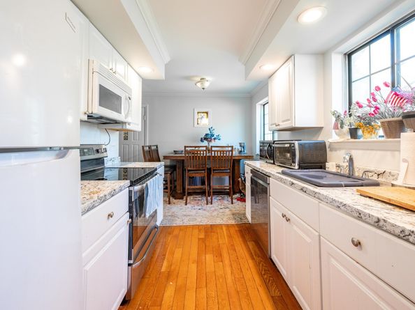 10 Tara Drive 10, Brookfield CT 06804