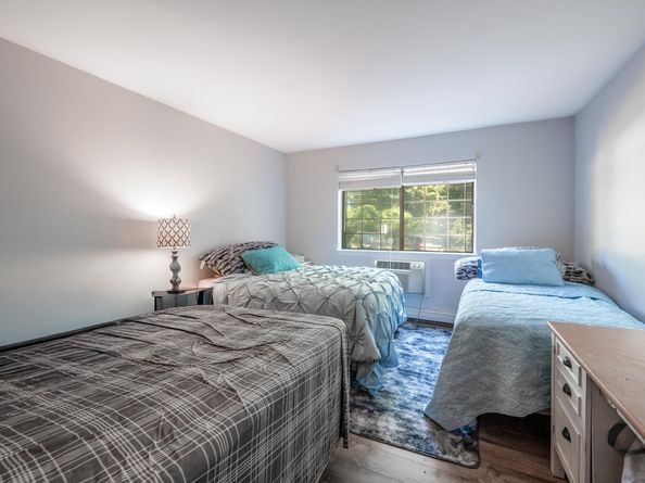 10 Tara Drive 10, Brookfield CT 06804