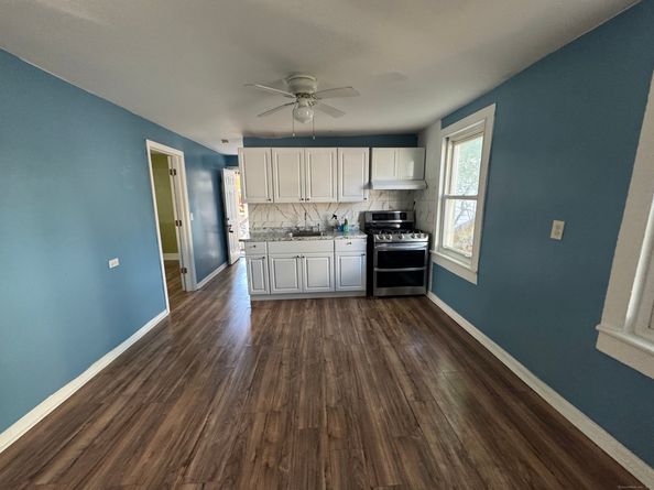 1059 Hancock Avenue, Bridgeport CT 06605