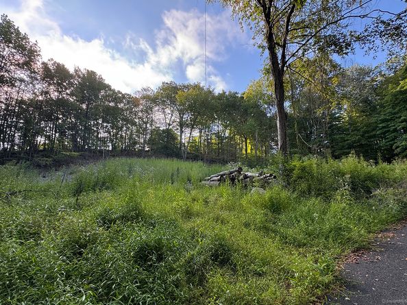 9 Read Place, Wilton CT 06897