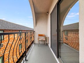 697 Cove Road APT 2A, Stamford CT 06902