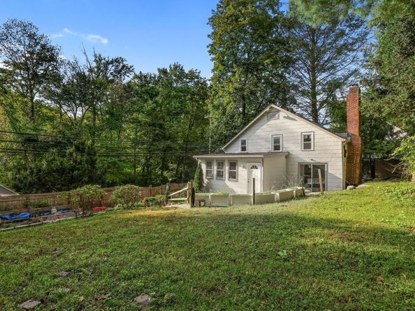 1489 Long Ridge Road, Stamford CT 06903