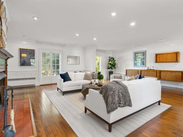 221 Greens Farms Road, Westport CT 06880