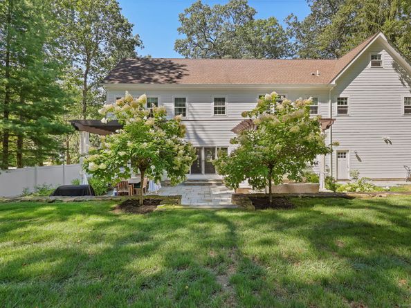 40 Arnold Lane, Norwalk CT 06853