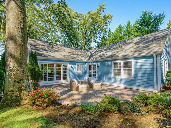 8 Forest Road, Darien CT 06820