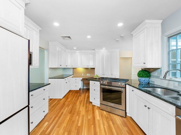 8 Forest Road, Darien CT 06820