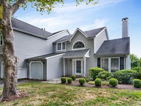 30 Rivendell Drive 30, Shelton CT 06484