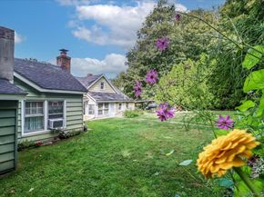 61 Smith Ridge Road, New Canaan CT 06840