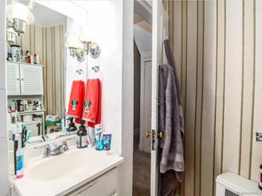 61 Smith Ridge Road, New Canaan CT 06840