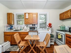 61 Smith Ridge Road, New Canaan CT 06840
