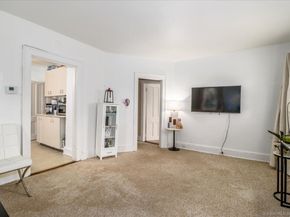 61 Smith Ridge Road, New Canaan CT 06840