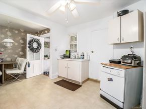 61 Smith Ridge Road, New Canaan CT 06840