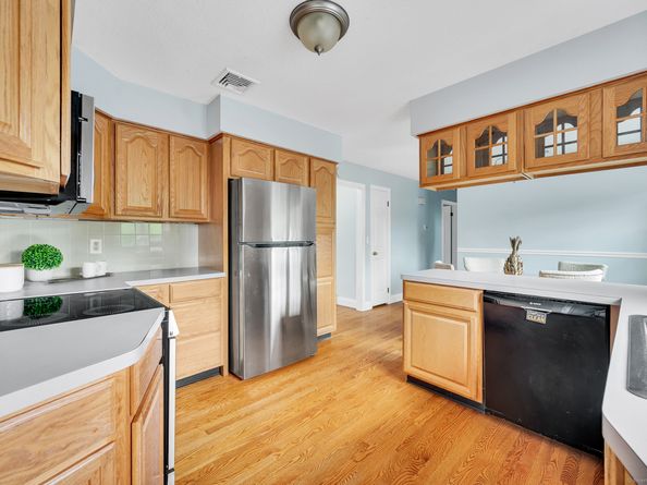 113 Pleasantview Avenue, Stratford CT 06614