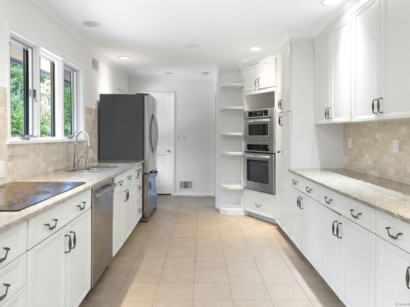 139 Echo Hill Drive, Stamford CT 06903