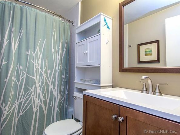 84 Wilton Crest 84, Wilton CT 06897