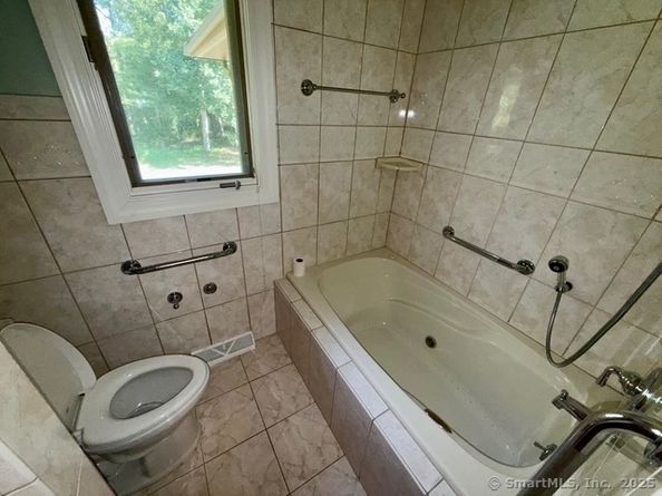 60 Normandy Road, Trumbull CT 06611